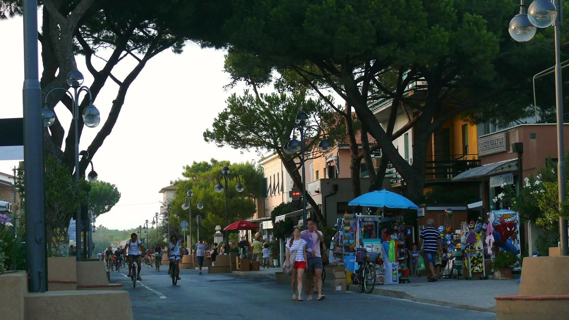 公寓 Appartamento La Stazione 多诺然蒂克